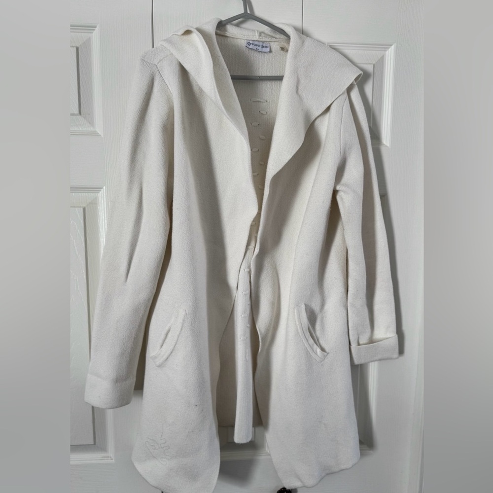 Point Zero white/cream hooded open-front cardigan size L.